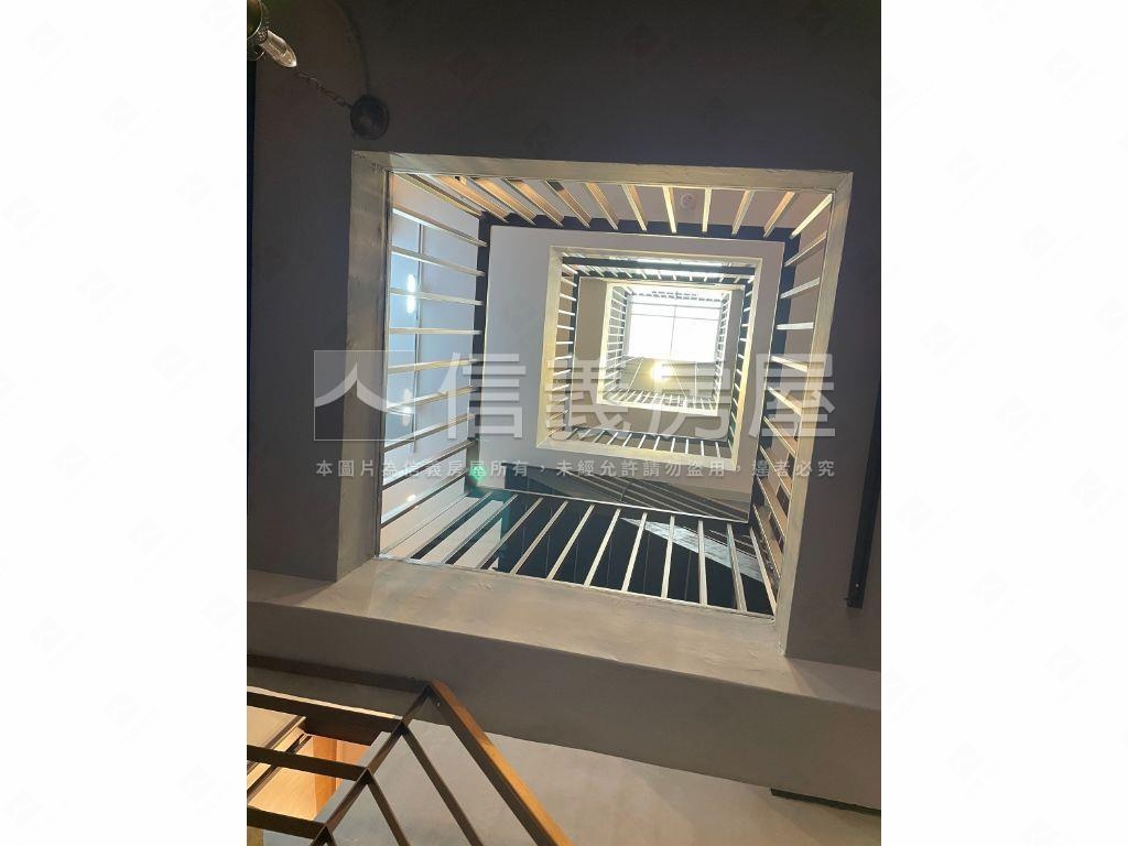 美術館精緻裝修質感透天房屋室內格局與周邊環境