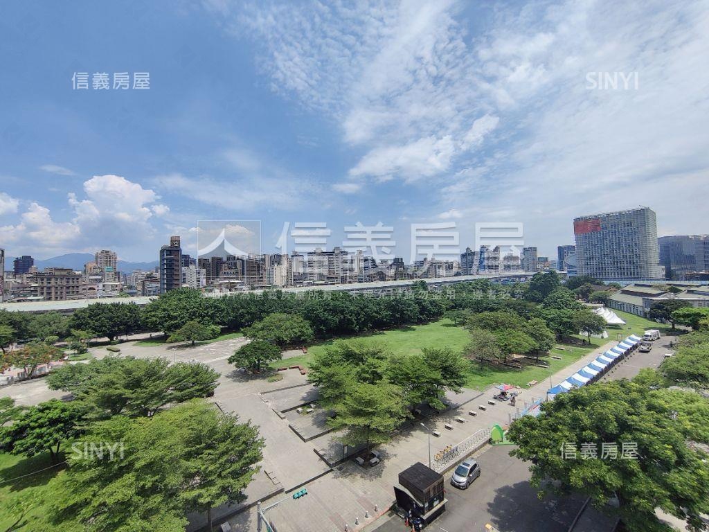 捷運ｘ商圈ｘ誠售ｘ金店房屋室內格局與周邊環境