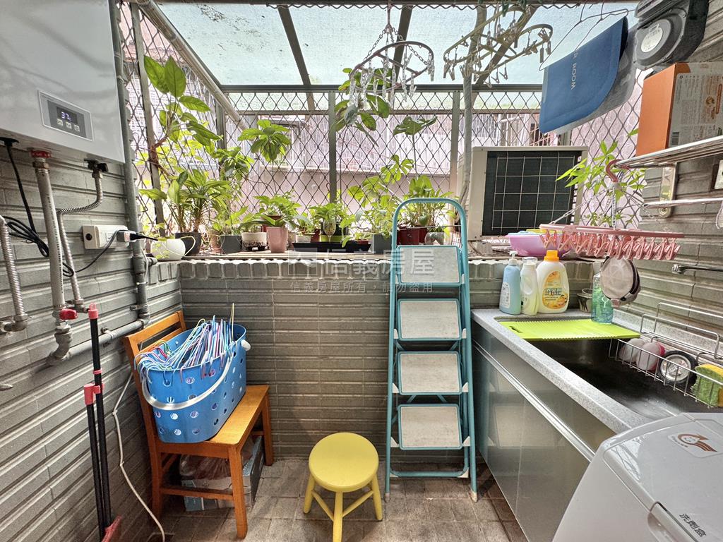 雙語國小植物園電梯大三房房屋室內格局與周邊環境