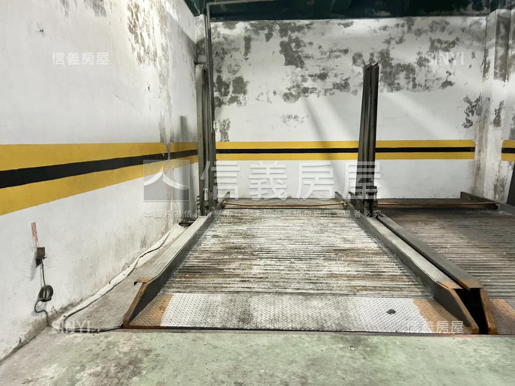 員山尊龍三房車位房屋室內格局與周邊環境