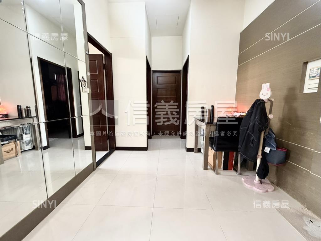 漢皇河景邊間採光佳房屋室內格局與周邊環境