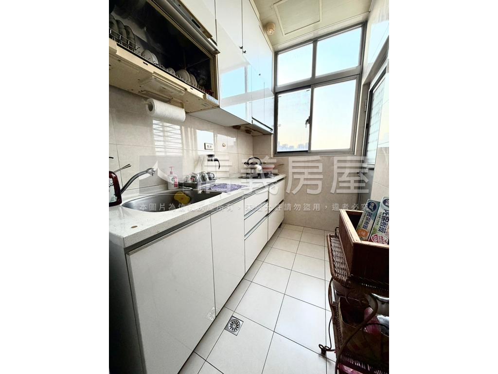 漢皇河景邊間採光佳房屋室內格局與周邊環境