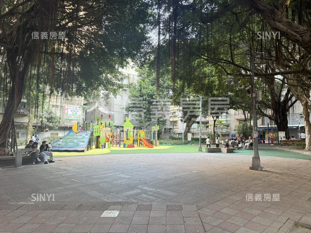 晴光市場雙城街十巷全能房屋室內格局與周邊環境