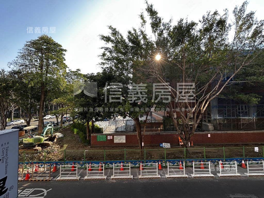 中央路稀有黃金透店房屋室內格局與周邊環境