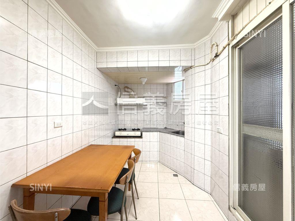 大坪林捷運站小資起家厝房屋室內格局與周邊環境