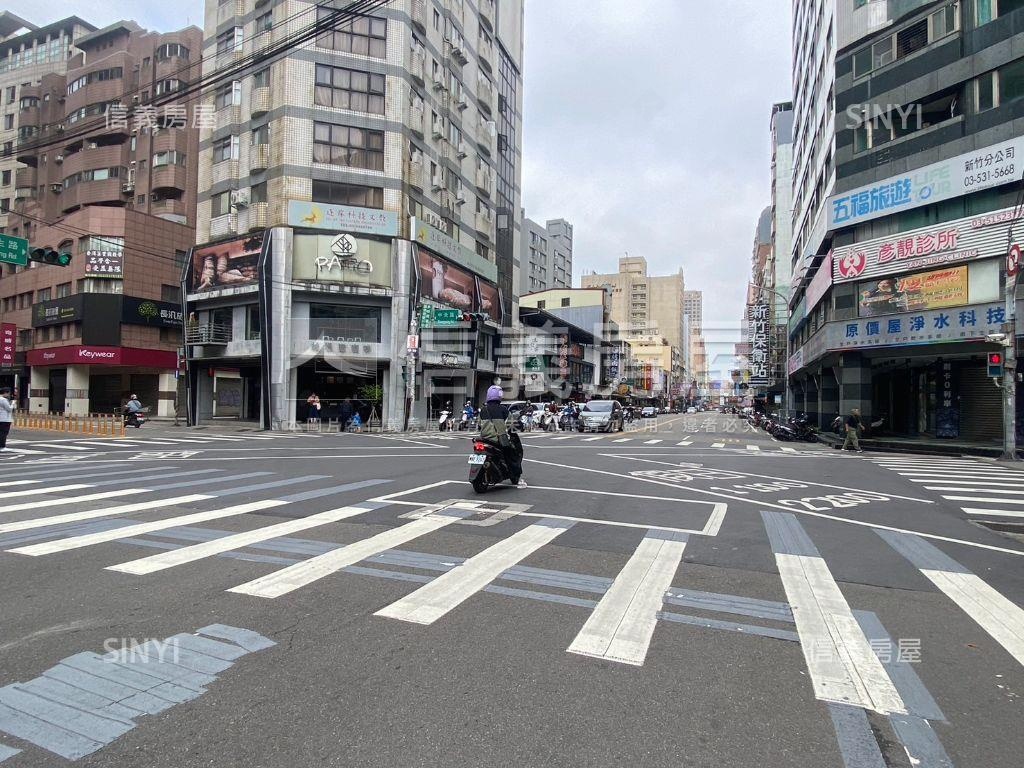 新竹巨城民生角間店面房屋室內格局與周邊環境