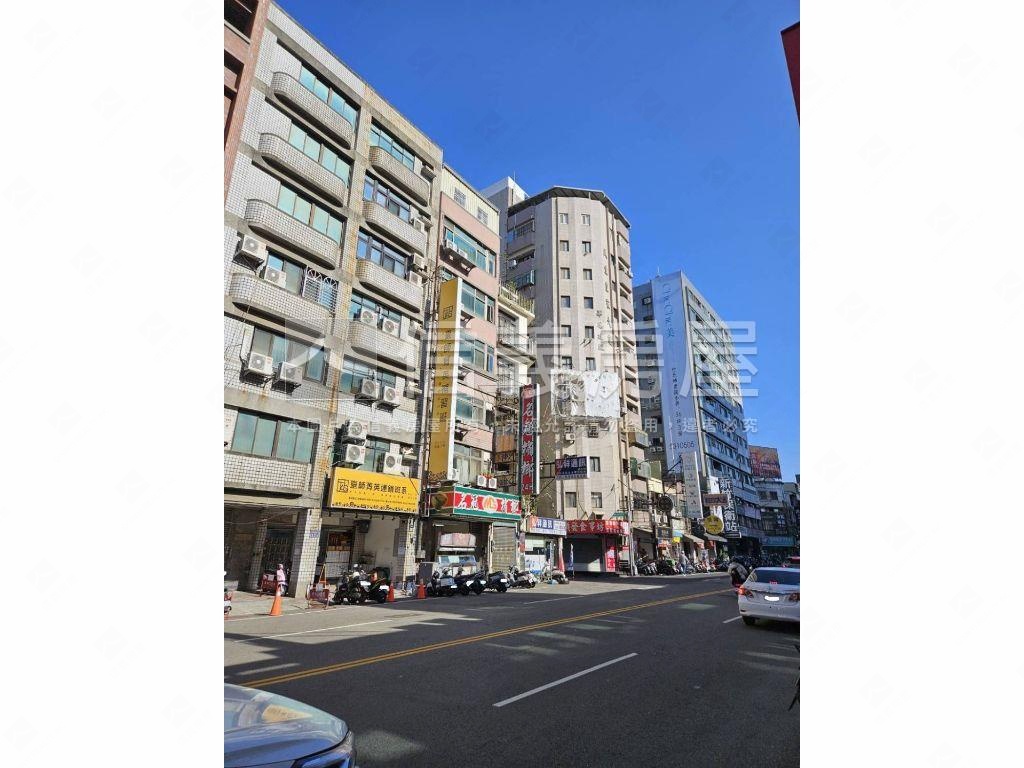 新竹巨城民生角間店面房屋室內格局與周邊環境