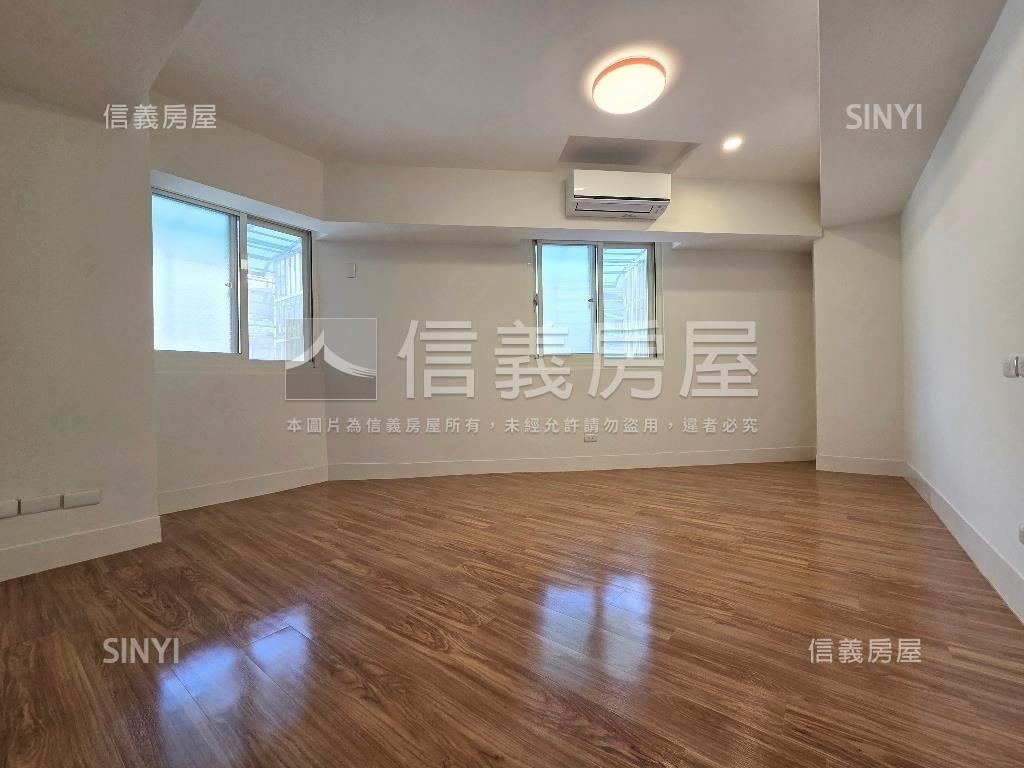 安居３房電梯新裝潢房屋室內格局與周邊環境