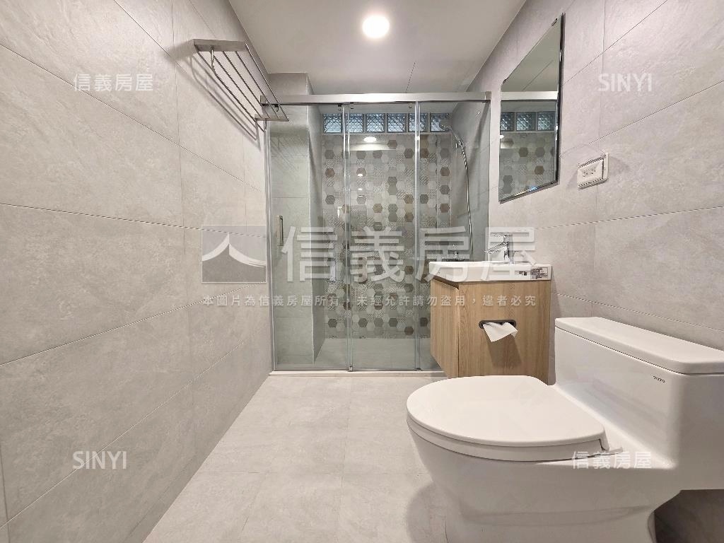 安居３房電梯新裝潢房屋室內格局與周邊環境