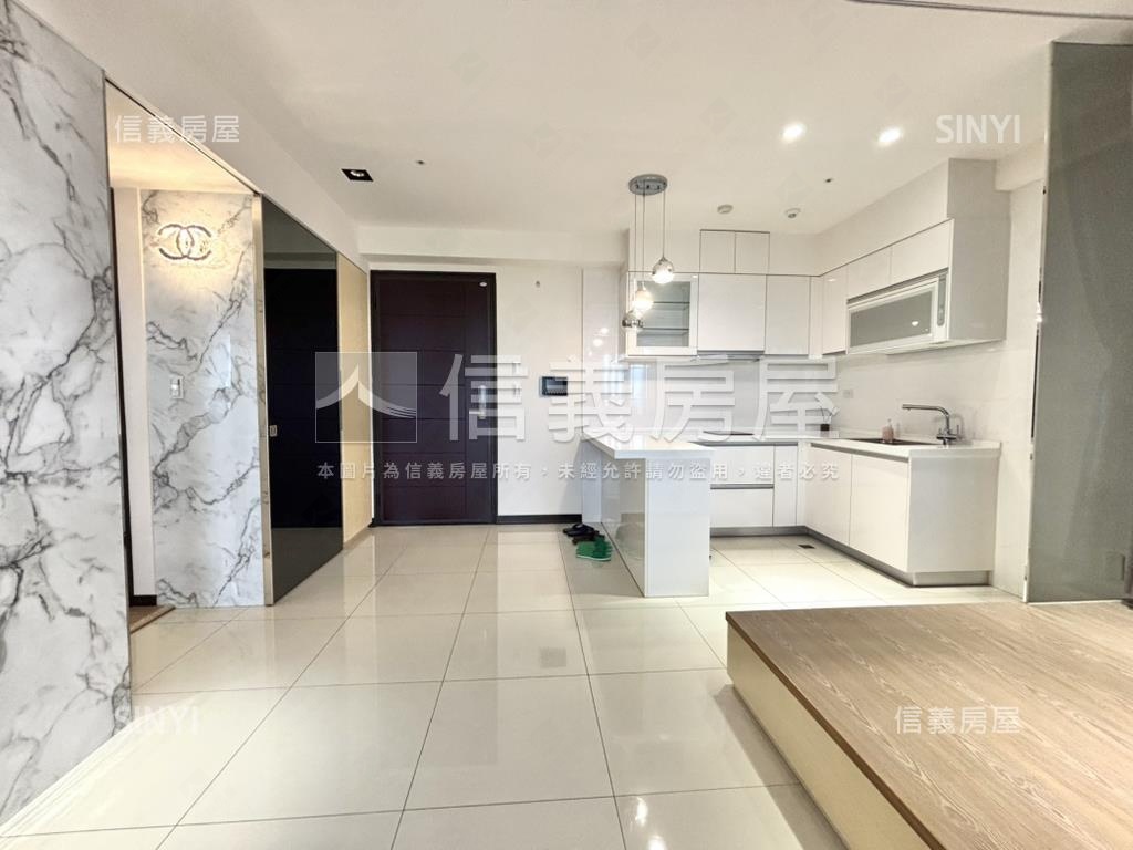 高樓層世紀雙星質感裝潢戶房屋室內格局與周邊環境