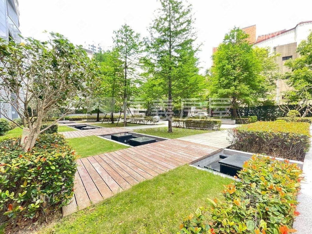 高樓層世紀雙星質感裝潢戶房屋室內格局與周邊環境