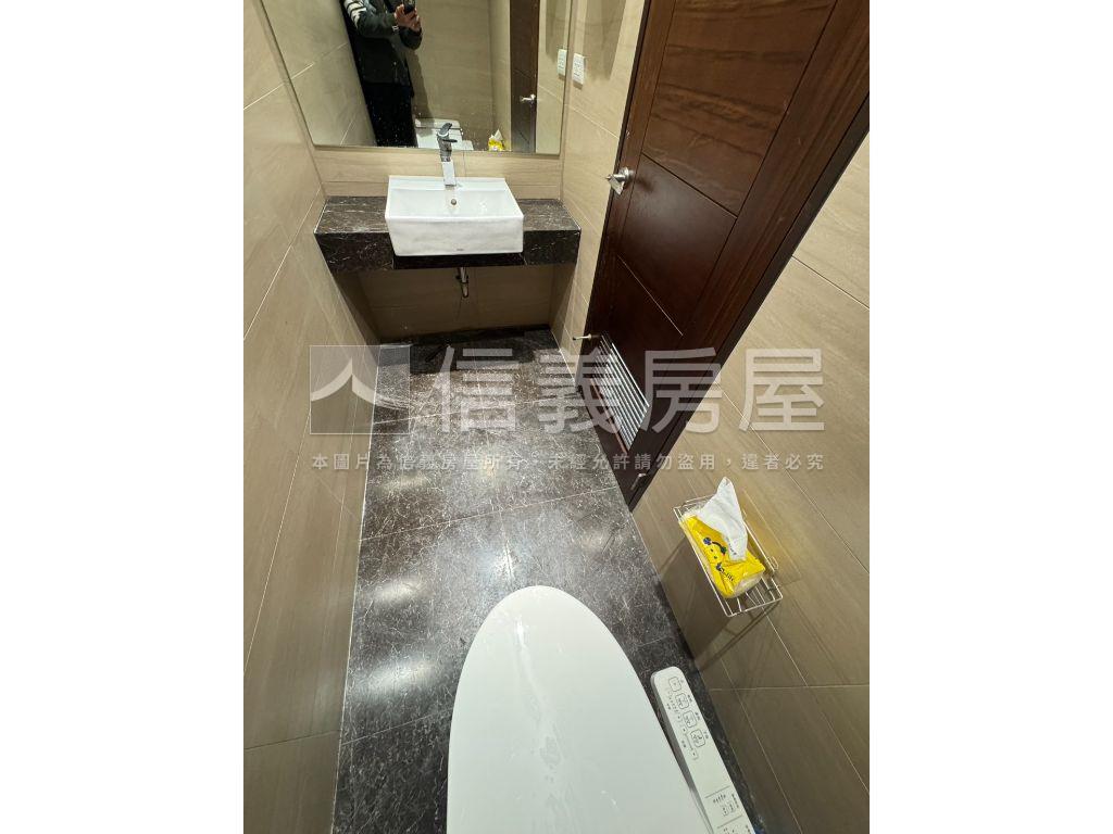 長虹天薈挑高店面珠寶盒房屋室內格局與周邊環境