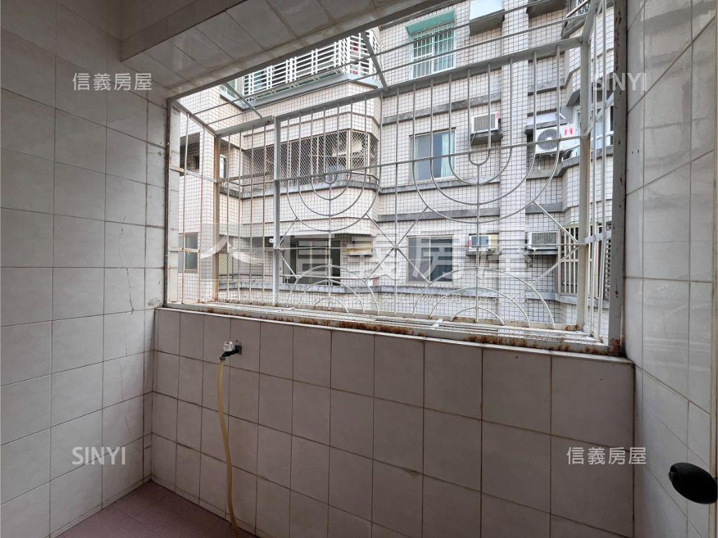 建平八街低總價透天房屋室內格局與周邊環境