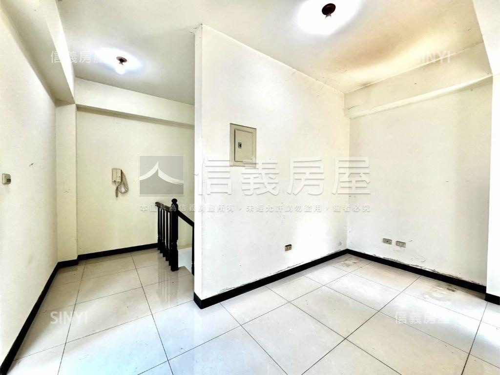 大有仰森邊間透天三面採光房屋室內格局與周邊環境