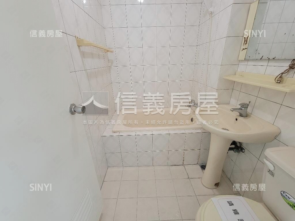 ✦名人山水✦新高學區三房房屋室內格局與周邊環境