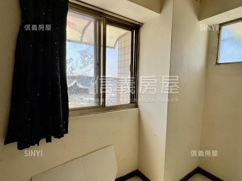 專！東區三房有車位行情價房屋室內格局與周邊環境