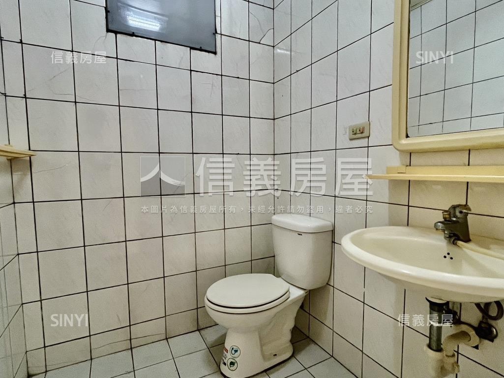 專！東區三房有車位行情價房屋室內格局與周邊環境