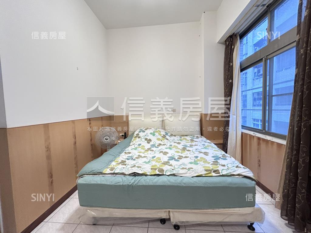 長億城木質２房２廳２衛房屋室內格局與周邊環境