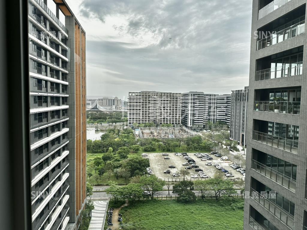 中悅全新Ａ級商辦房屋室內格局與周邊環境