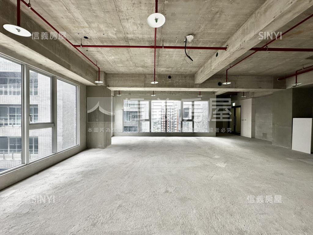 中悅全新Ａ級商辦房屋室內格局與周邊環境