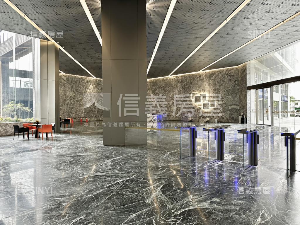 中悅全新Ａ級商辦房屋室內格局與周邊環境