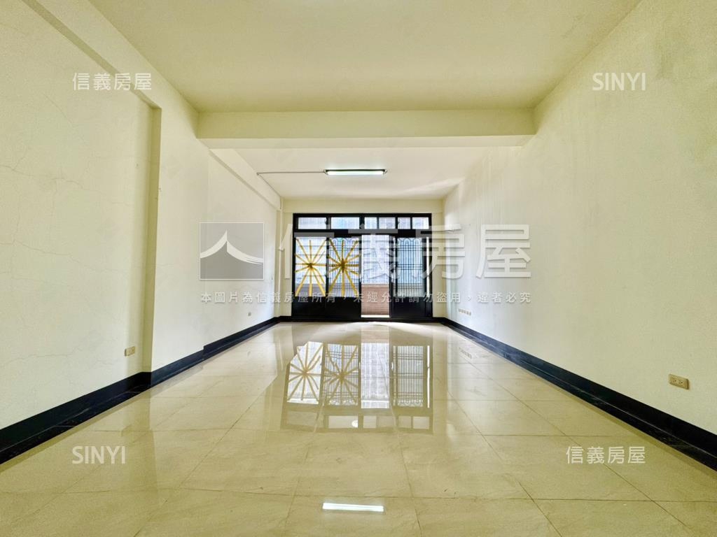 正義商圈建國正路面寬透店房屋室內格局與周邊環境