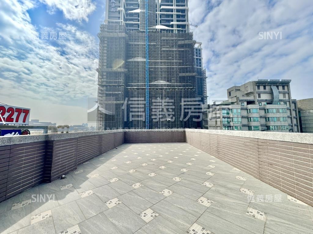 正義商圈建國正路面寬透店房屋室內格局與周邊環境