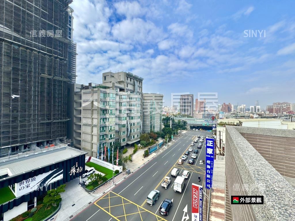 正義商圈建國正路面寬透店房屋室內格局與周邊環境