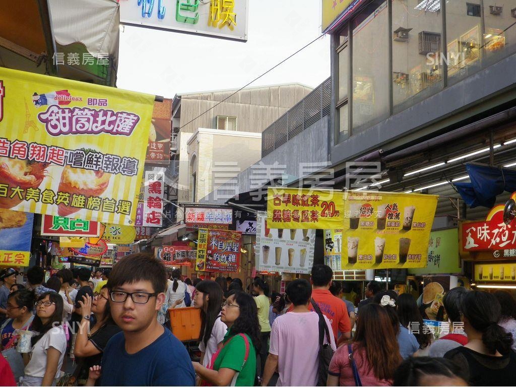 逢甲稀有熱鬧店面房屋室內格局與周邊環境