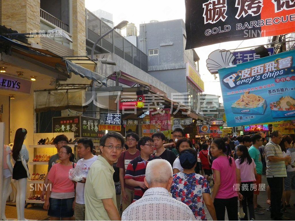 逢甲稀有熱鬧店面房屋室內格局與周邊環境