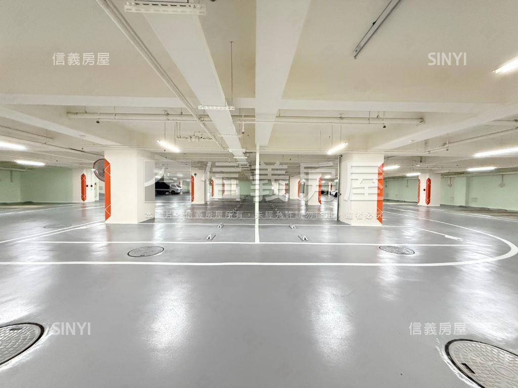 御景莊園三房視野雙車房屋室內格局與周邊環境