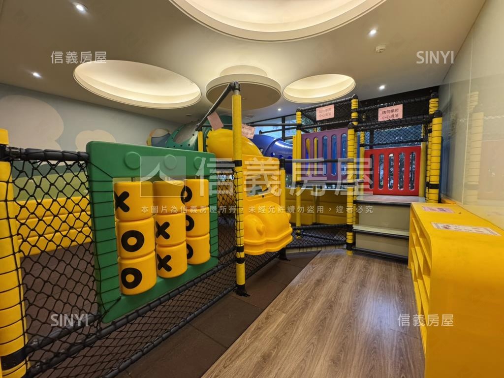 瓊樓玉宇☆精裝潢★房屋室內格局與周邊環境