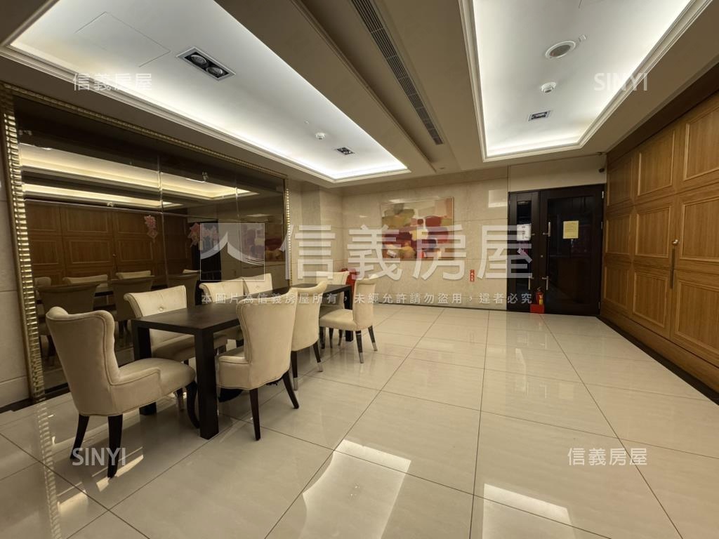 瓊樓玉宇☆精裝潢★房屋室內格局與周邊環境