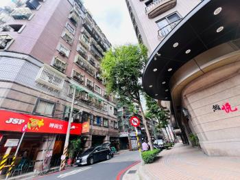 館前京華置產首選