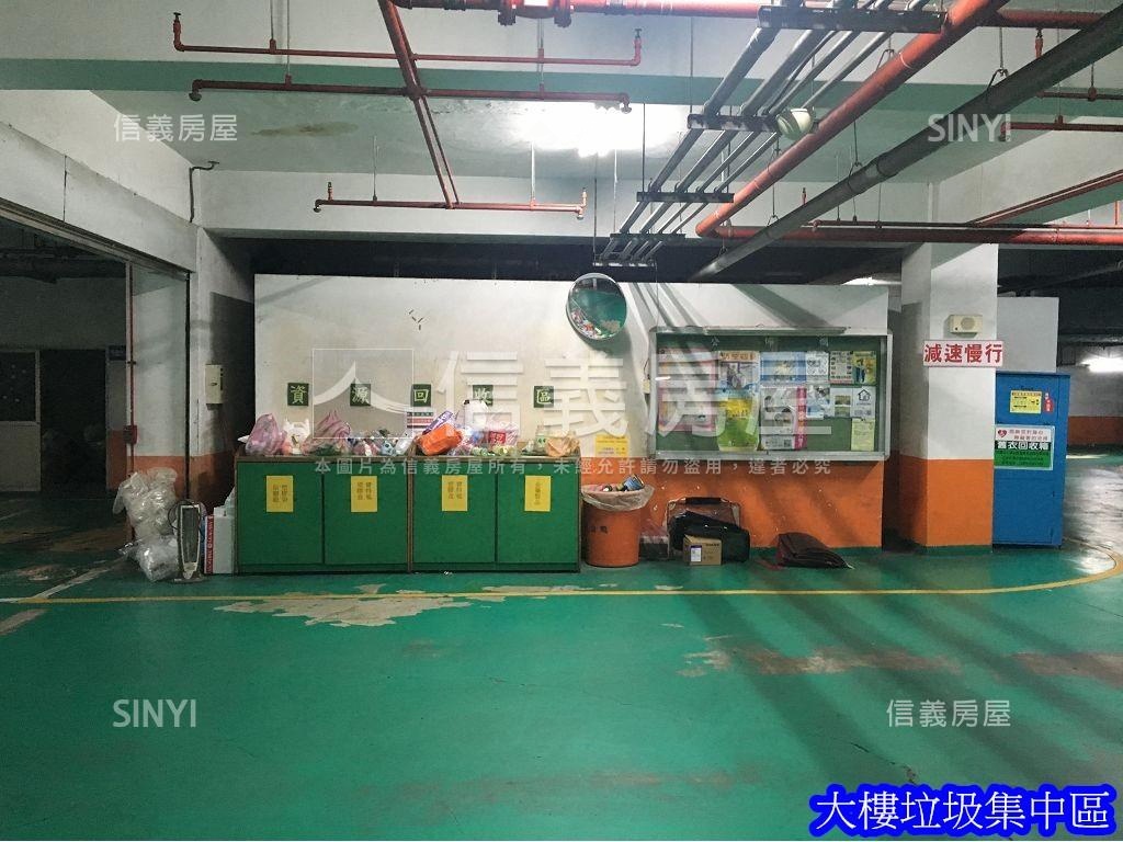 就要坡道平面車位房屋室內格局與周邊環境