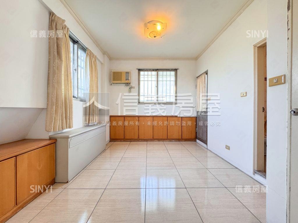 竹北華城綠景邊間美墅房屋室內格局與周邊環境