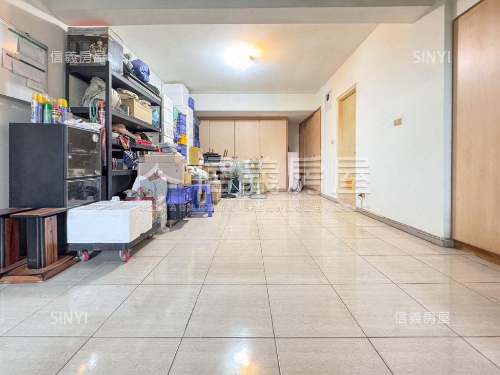 竹北華城綠景邊間美墅房屋室內格局與周邊環境