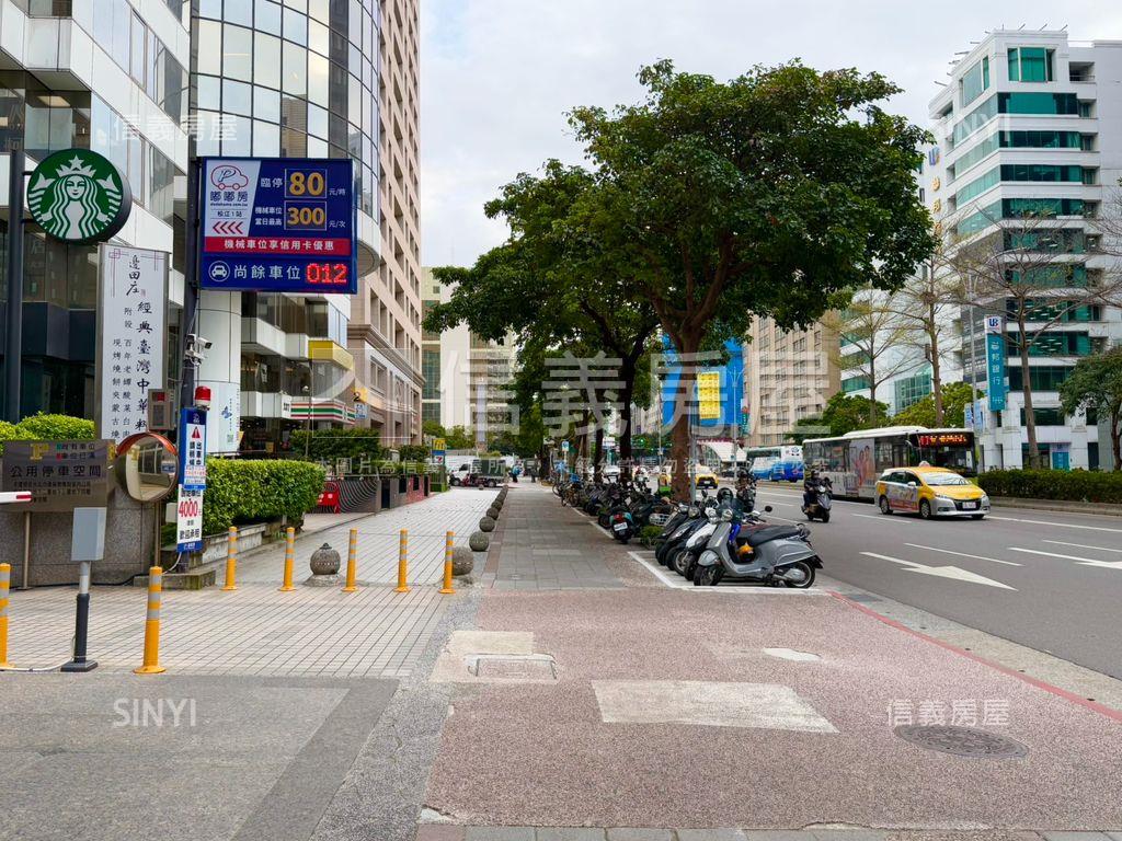 捷運行天宮站出口黃金店面房屋室內格局與周邊環境