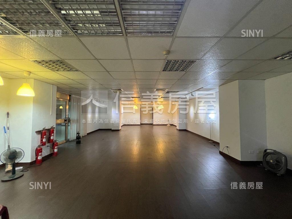 近文華高中捷運地下室房屋室內格局與周邊環境