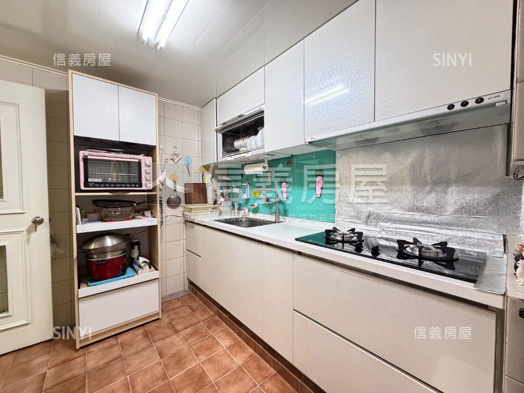 高屋藍天稀有釋出美屋房屋室內格局與周邊環境