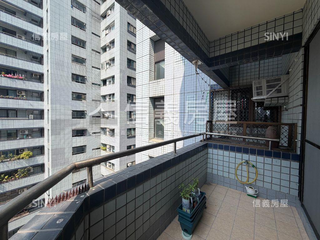 高屋藍天稀有釋出美屋房屋室內格局與周邊環境