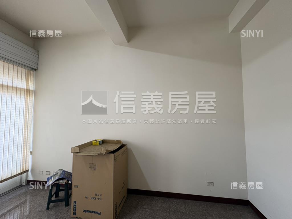 近國道崙美頭等艙美墅房屋室內格局與周邊環境