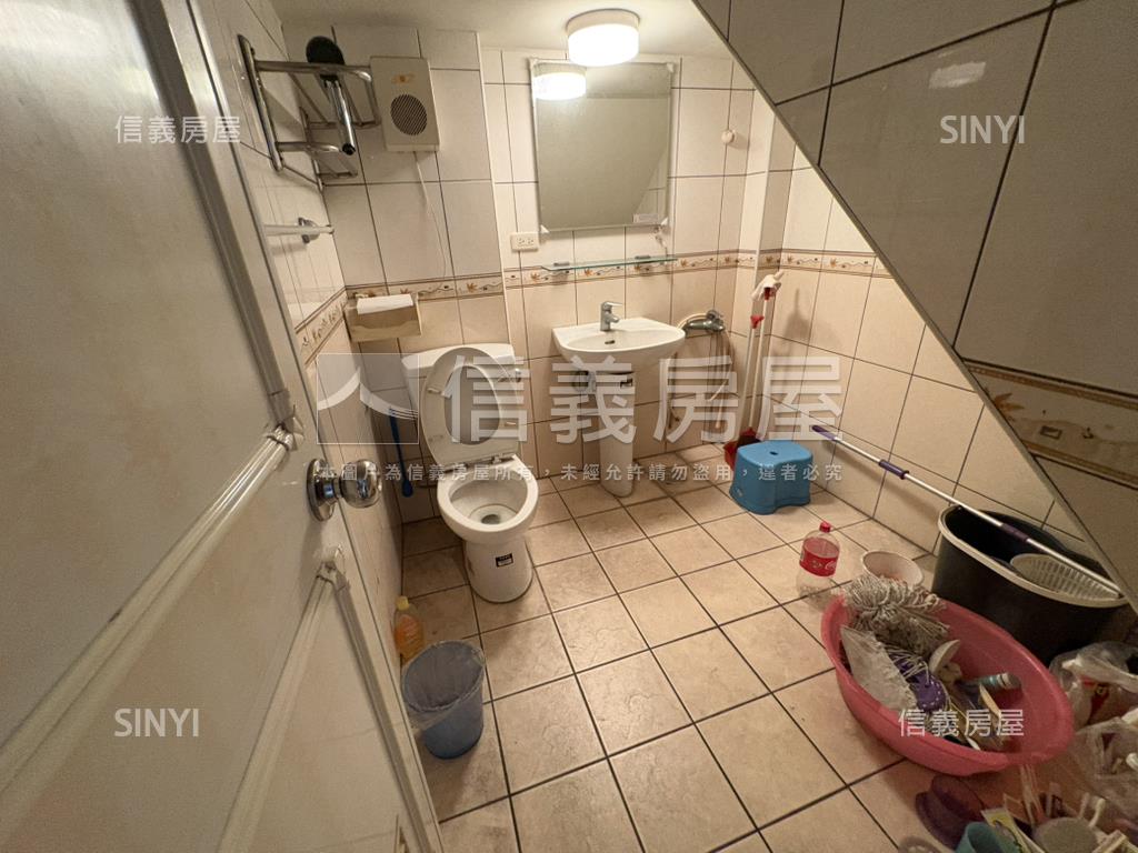 近國道崙美頭等艙美墅房屋室內格局與周邊環境