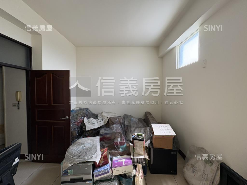 近國道崙美頭等艙美墅房屋室內格局與周邊環境