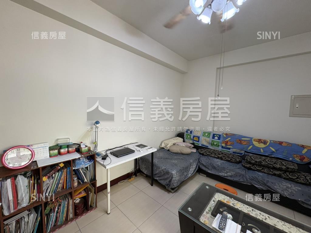 近國道崙美頭等艙美墅房屋室內格局與周邊環境