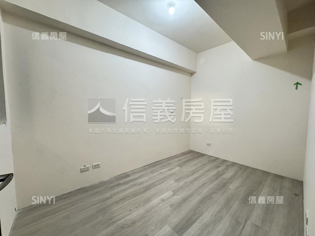 全新未住過精美兩房琢立房屋室內格局與周邊環境