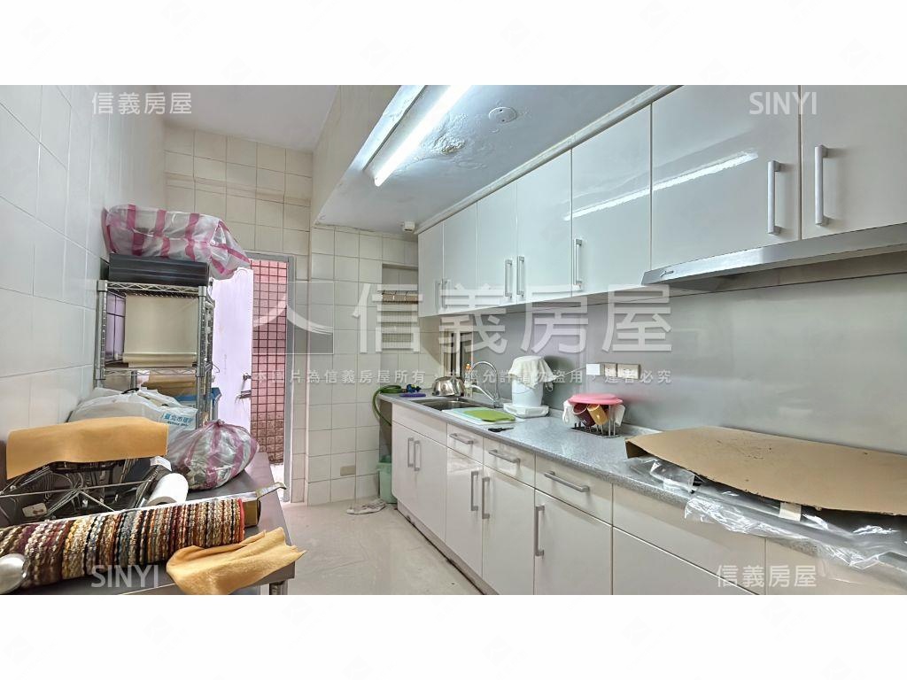 文化一路好機能透天Ｂ房屋室內格局與周邊環境