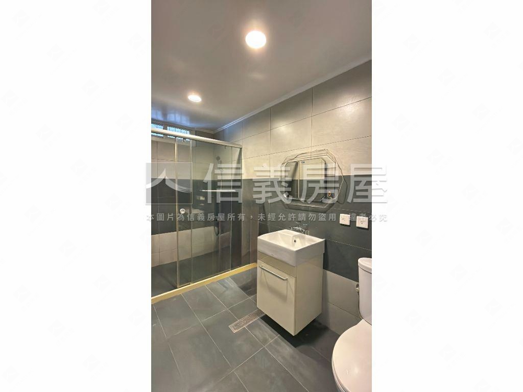 文化一路好機能透天Ｂ房屋室內格局與周邊環境