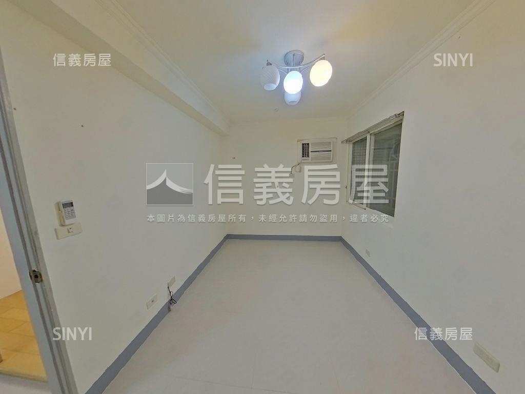 皇家高樓美景２房車位房屋室內格局與周邊環境