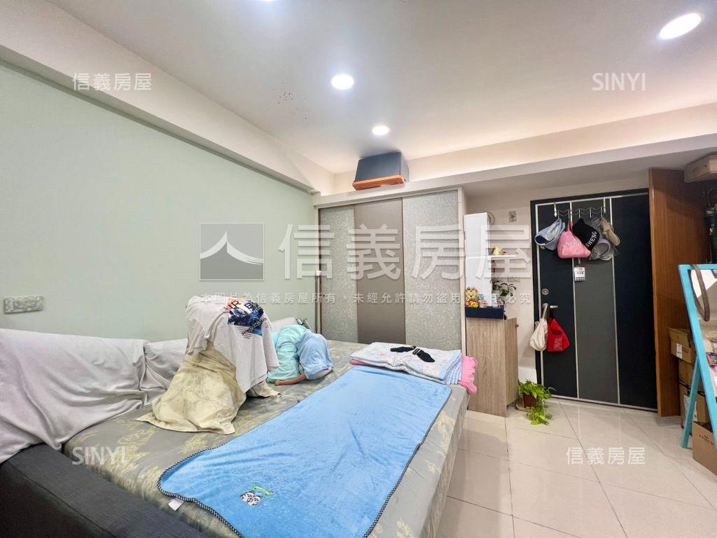 公園旁！慕夏景觀套房車位房屋室內格局與周邊環境